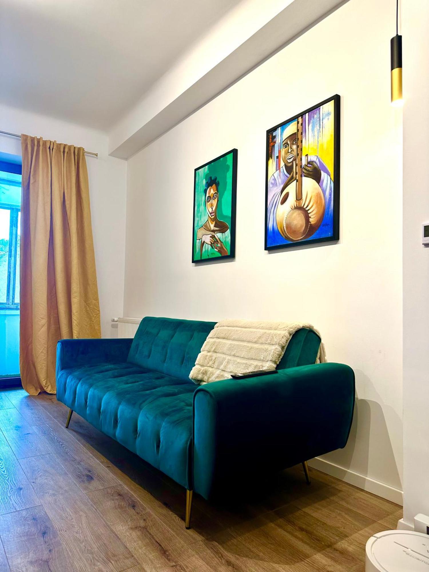 Peaceful Condo For Romantic Getaways Near Black Church - 3Min Walk Braşov Exterior foto