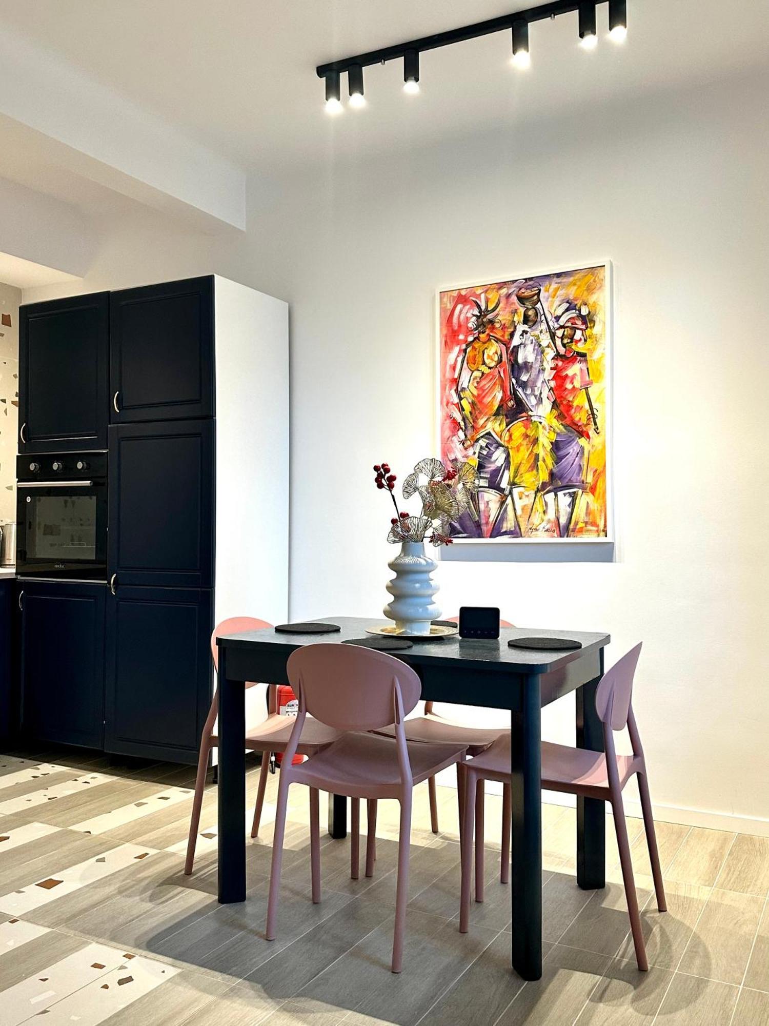 Peaceful Condo For Romantic Getaways Near Black Church - 3Min Walk Braşov Exterior foto